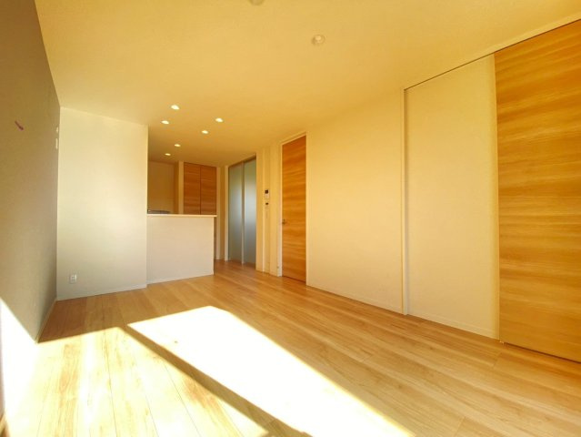 茨木シャーメゾンＫＮαの居間・リビング