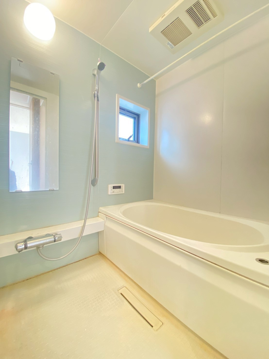 茨木シャーメゾンＫＮαの浴室