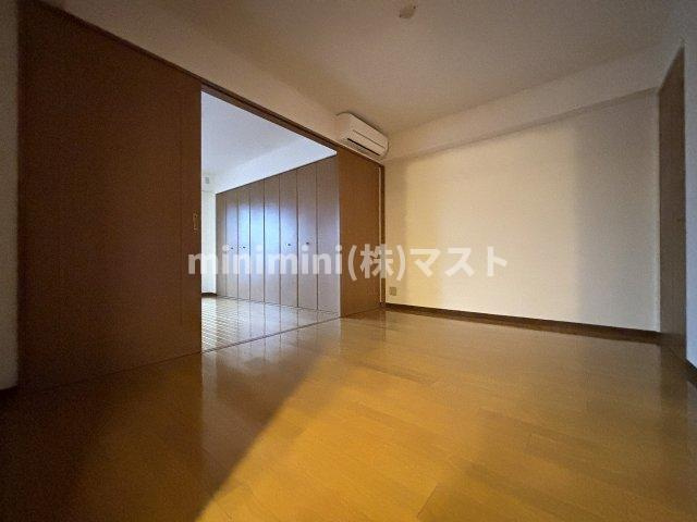 ウィステリア谷町の寝室