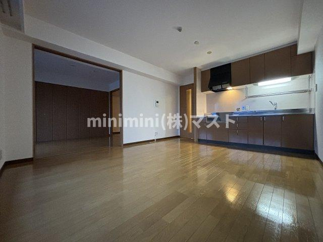 ウィステリア谷町の居間・リビング