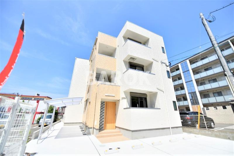 Brand New Day 大橋の外観