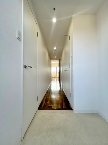 Viare storia(ヴィアーレストーリア)の玄関