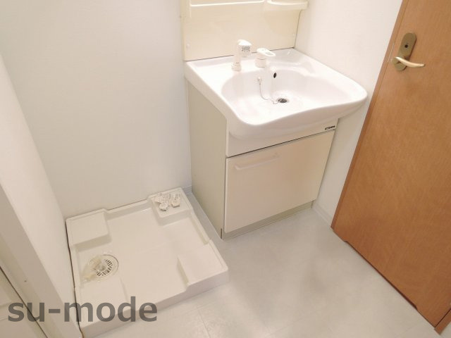 クオーレ茨木元町の洗面所