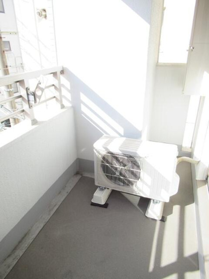 【バルコニー】 | ＨＹ’ｓ　品川南大井 | お洗濯にも便利なバルコニー付き