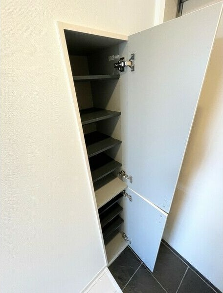 ユイットロワの玄関