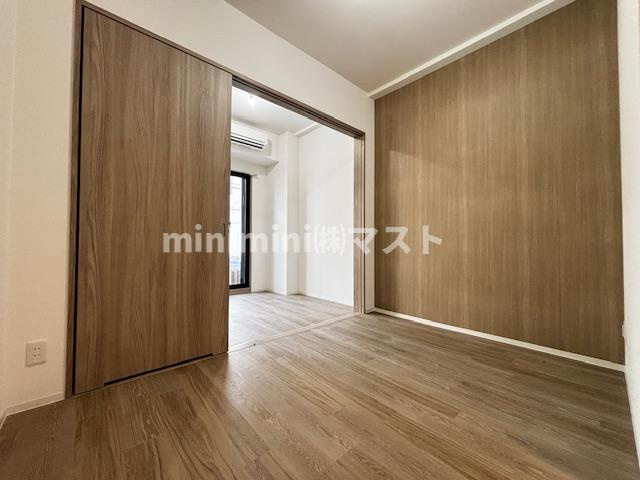 クローバー・グランデ今里の居間・リビング