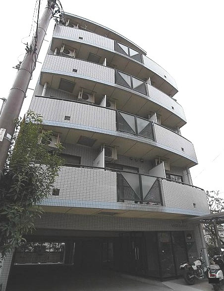 レクサス原の外観