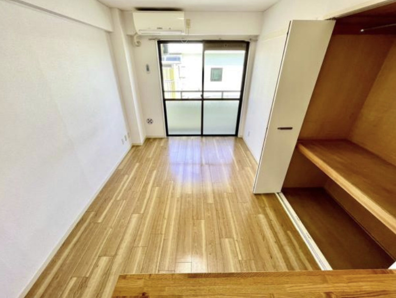 グレース松原の居間・リビング