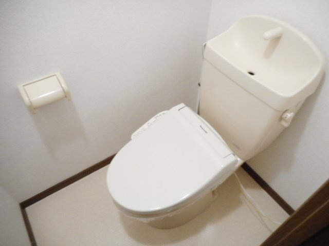 ソル・レヴェンテのトイレ