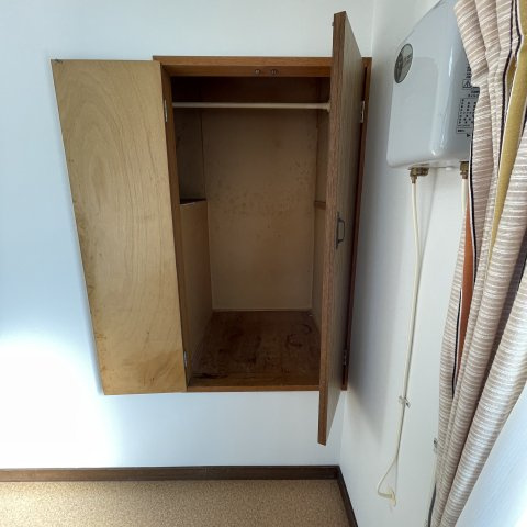 登別市若草町4丁目7-10戸建の収納