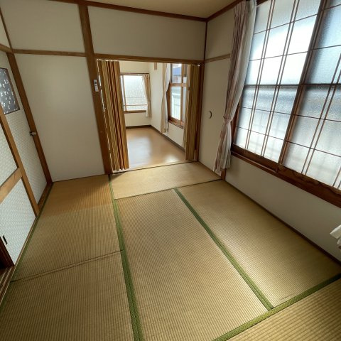 登別市若草町4丁目7-10戸建の和室