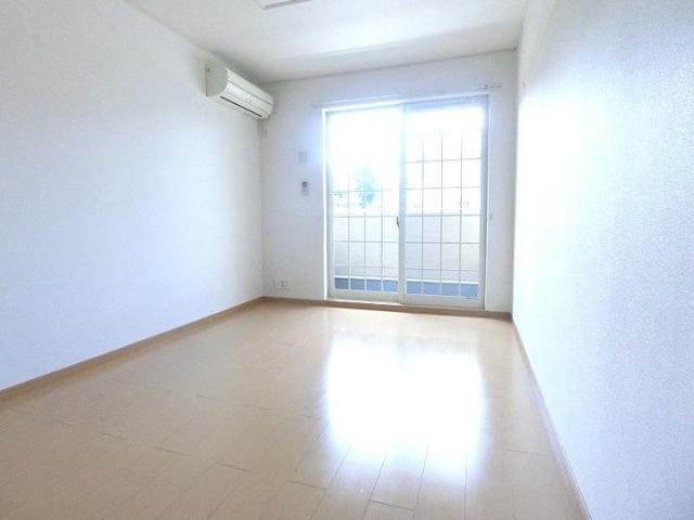 グロ－ブサンシャインの居間・リビング