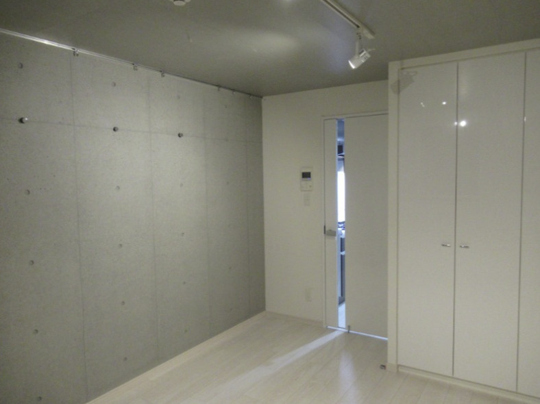 CREAL渋谷笹塚の居間・リビング