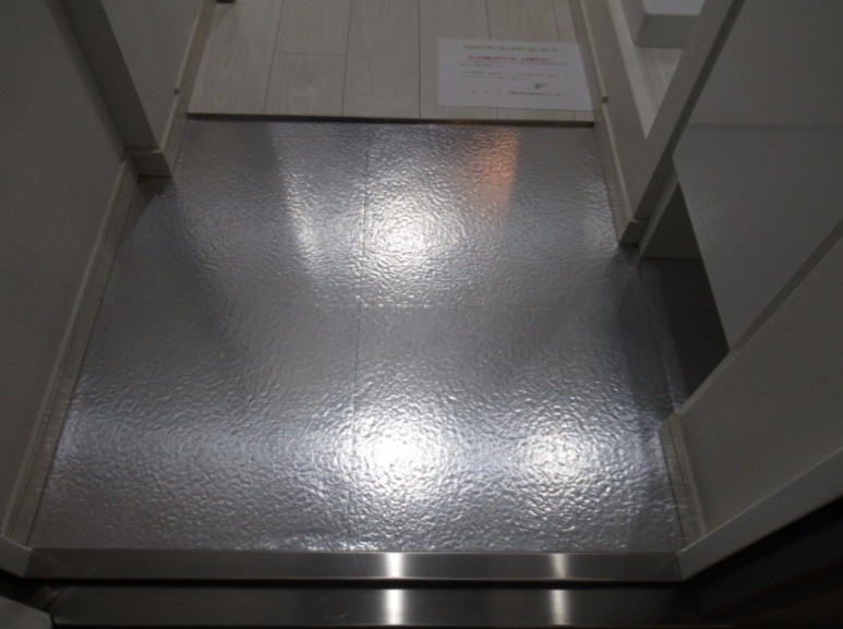 CREAL渋谷笹塚の玄関