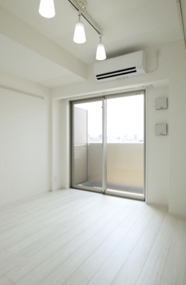 ブライズ中野南台の居間・リビング