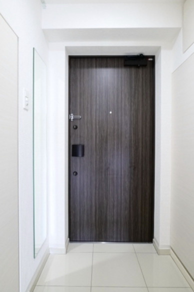 ブライズ中野南台の玄関