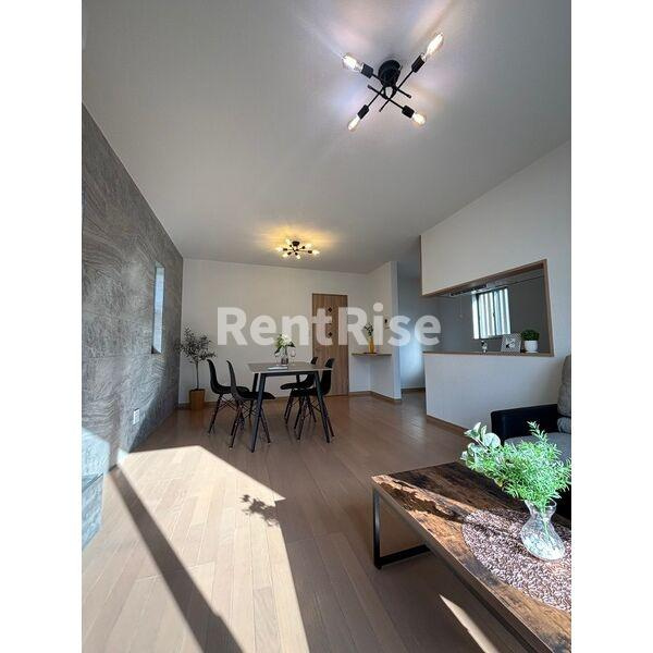 起D棟の居間・リビング