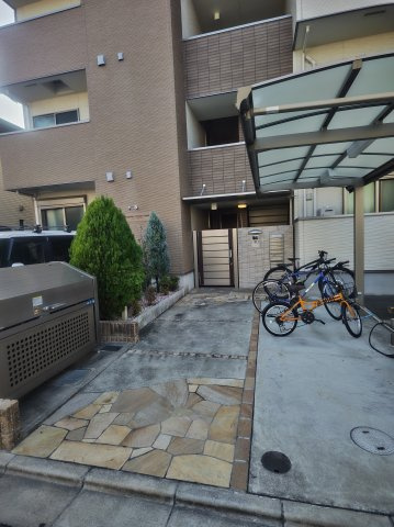 フジパレス大和田サウスのエントランス