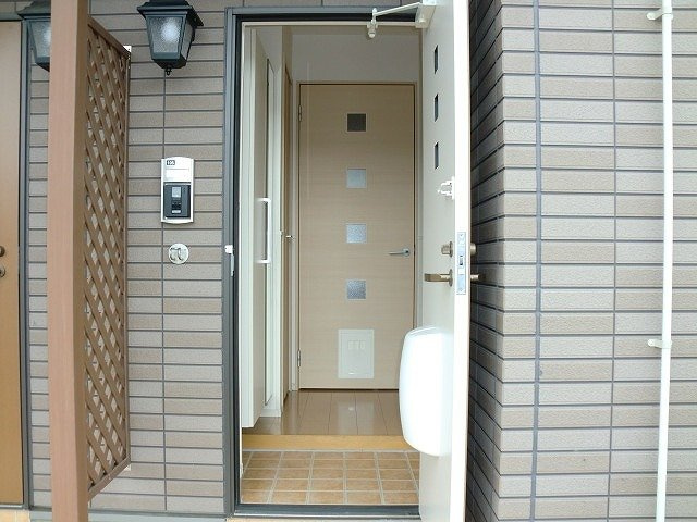 フロンテーラの玄関