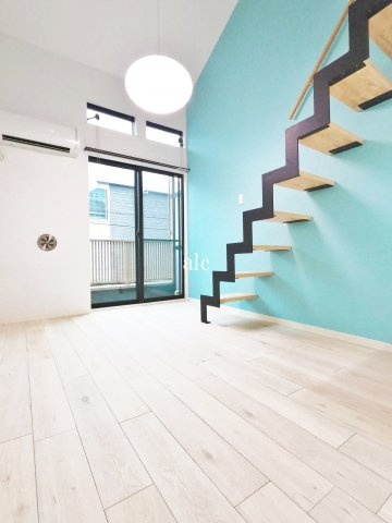 豊島区南大塚１丁目のアパートの居間・リビング|別部屋使用