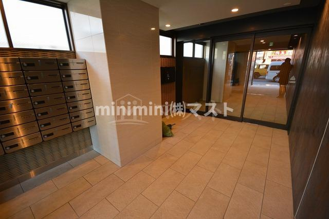 エヌレジデンス新今宮のロビー