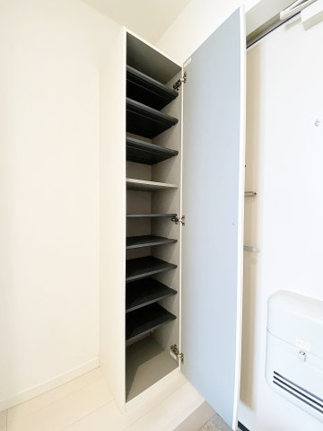 casa figliola (カーサ フィッリョーラ)の玄関