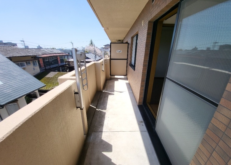 熊本市中央区黒髪６丁目の賃貸マンションのバルコニー
