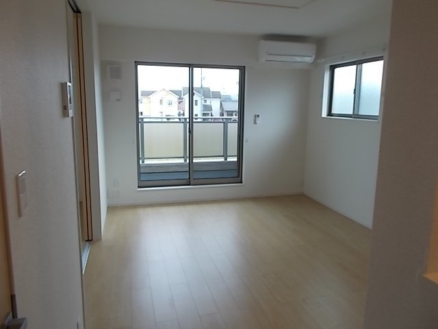 セイバリーＡの居間・リビング