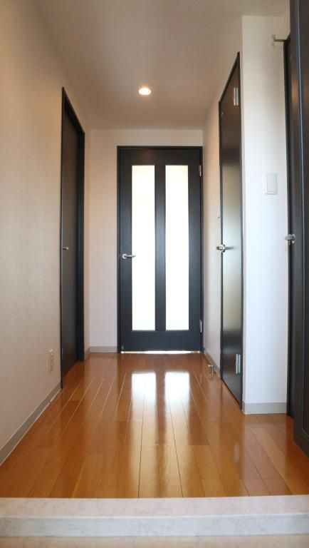 グランディール タチバネの玄関