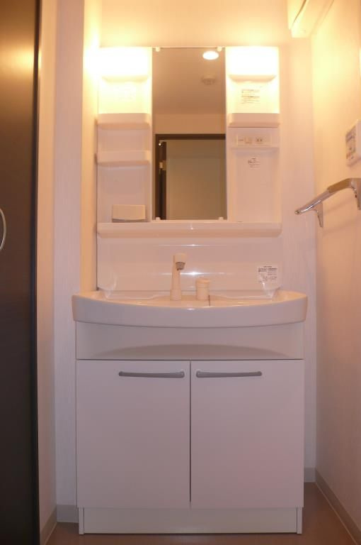 グランディール タチバネの洗面所