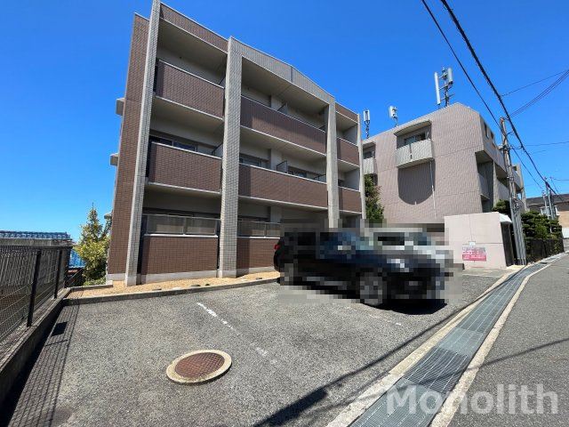 エスペランスの駐車場