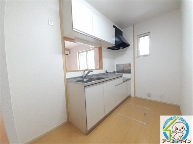 カーサ　イリ―デのキッチン|パース写真