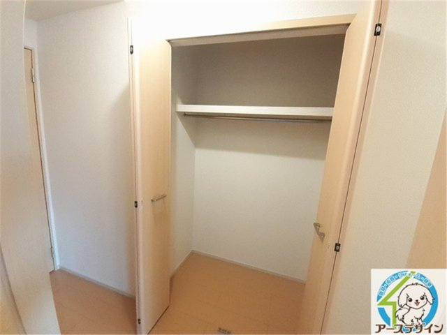 カーサ　イリ―デの収納|パース写真