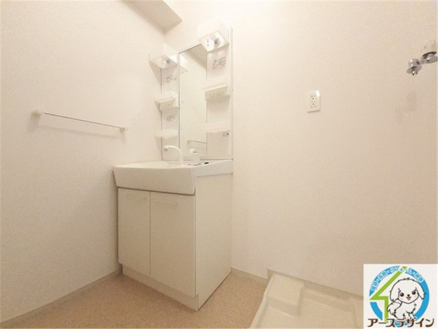 カーサ　イリ―デの洗面所|パース写真