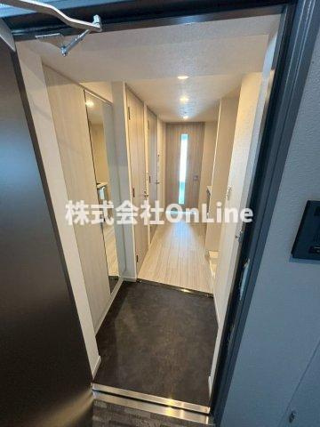 プレサンス東小橋エレディータの玄関