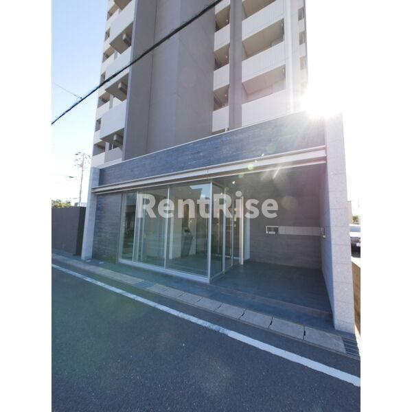 ユニーブル一宮ミッドイーストのエントランス