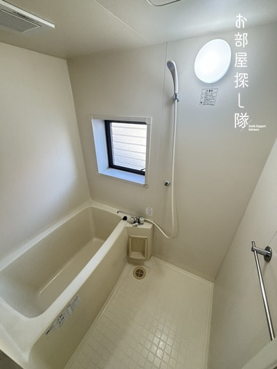 久留米市山川安居野３丁目の一棟アパートの浴室