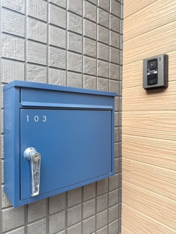 CASA上津の玄関|おしゃれなポスト