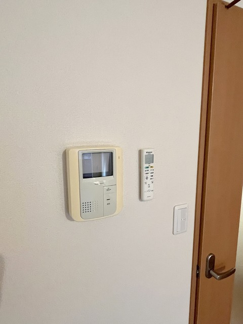 シャルマンドミールのセキュリティ|オートロック連動ＴＶモニターフォン！