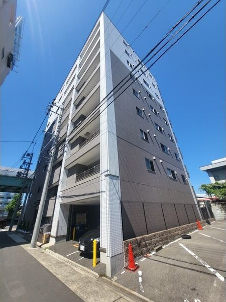 ガーディアン白金の外観