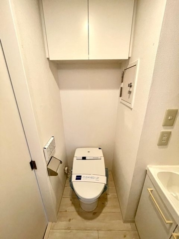 新品家具付きマンション市谷薬王寺町8(KaGood東京)のトイレ
