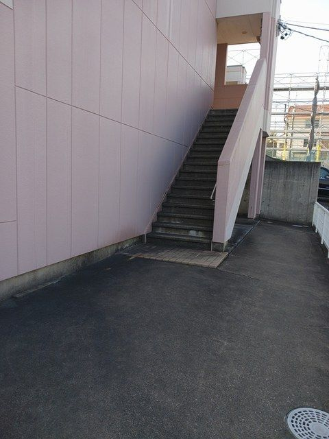 テディ　　刈谷市近郊の賃貸はクラスホームのエントランス