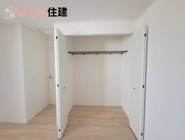 クレイドルガーデン那須塩原市下厚崎第2　1号棟の内観：施工例|同社施工物件の写真です。省エネ仕様の給湯器です☆お風呂のお湯はりもボタン１つで自動です◎						