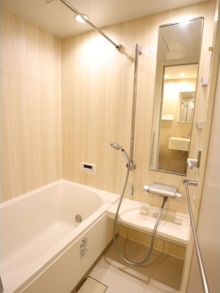 コレクション御器所の浴室