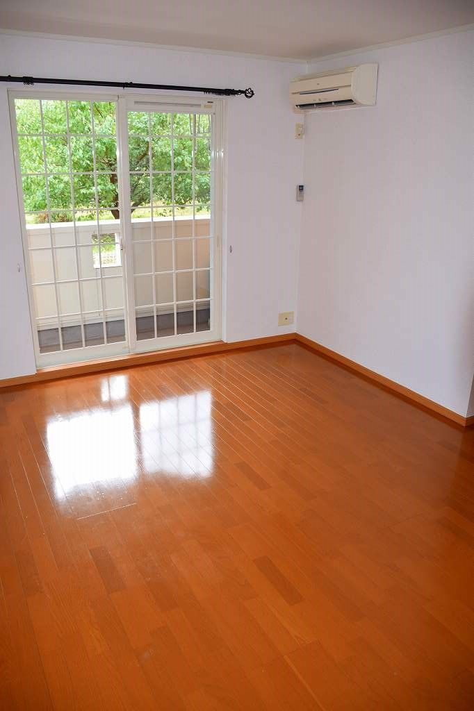 グランデヒサノＢ　　刈谷市近郊の賃貸ならクラスホーム刈谷店の居間・リビング