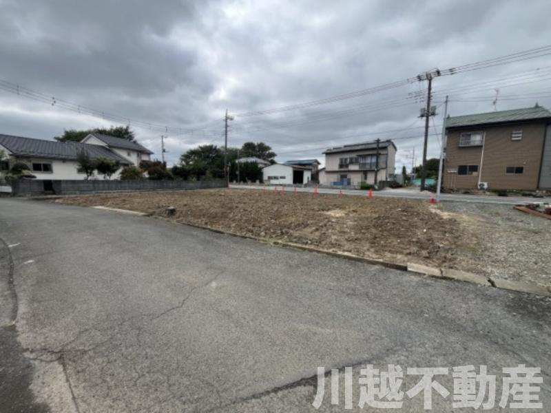 【誰でも購入可能】約90坪整形地で自由な間取が叶う土地の外観|現況更地、見通しの良い場所にあります