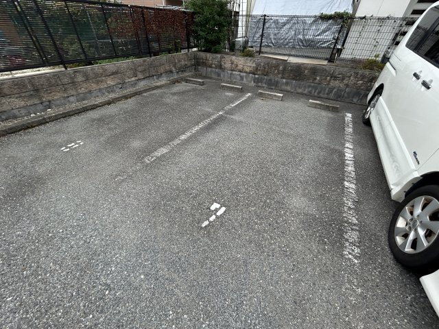 パークコートたかしょうの駐車場