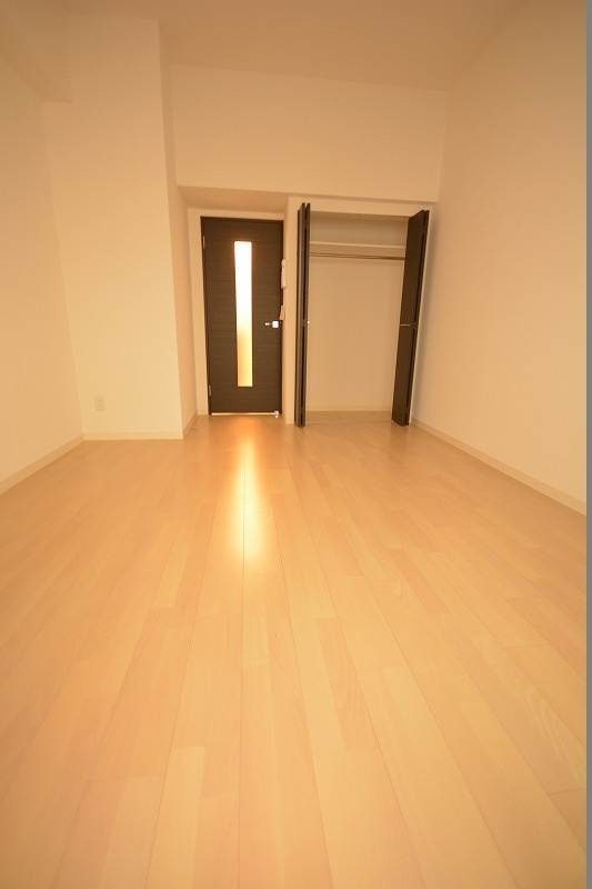 アドバンス大阪城アンジュの居間・リビング|アドバンス大阪城アンジュ　洋室