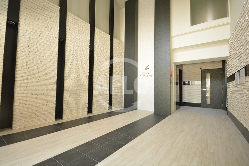 アドバンス大阪城アンジュのロビー|アドバンス大阪城アンジュ　開放的なロビー