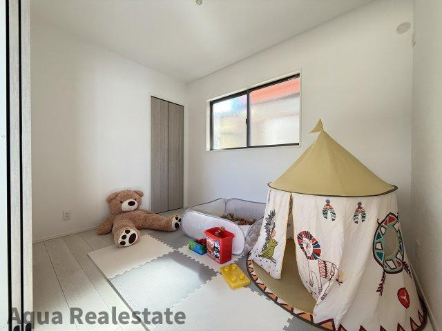 オール電化デザイナーズハウス高松市国分寺町⑦の子供部屋|子供部屋にもちょうどいい大きさのお部屋です。